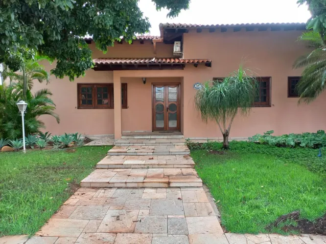 Casa térrea no condomínio CONDOMÍNIO MORUMBI em Presidente Prudente