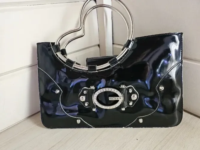 Bolsa Preta Vintage Anos 2000 Y2K