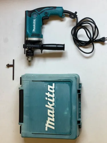 Furadeira de Impacto Makita HP1630 710W 127V - Com Caixa, Seminovas!
