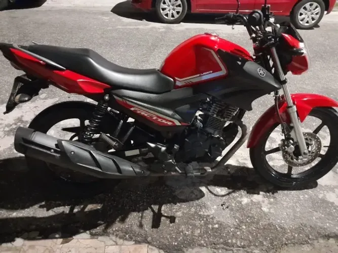 Yamaha Factor 150 ED 2024 - Licenciada 2026 e Pneus Novos!
