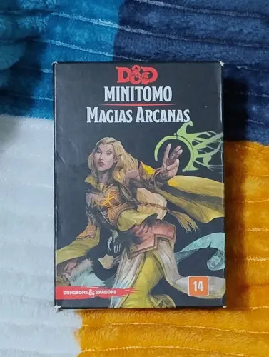 Vendo Minitomo de Magias Arcanas (Bruxo, Feiticeiro e Mago) D&D 5° Edição 2014