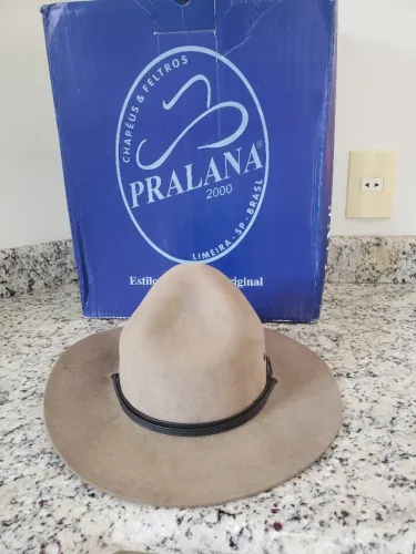 Chapéu Pralana marrom número 60