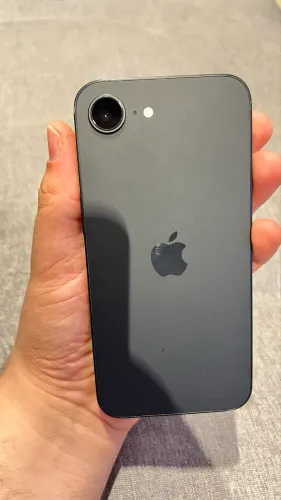 iPhone 16e 128GB Preto