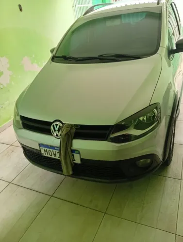 Volkswagen Crossfox 1.6 MI Total Flex 8V 5P 2012