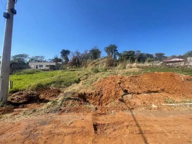 Terreno de 602 m² à Venda no Bairro João Minussi