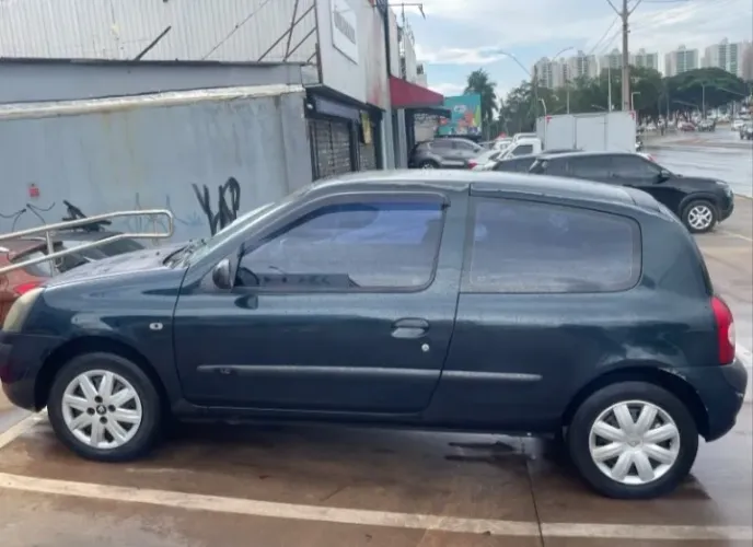 Renault Clio Authentique 1.0/1.0 Hi-power 16V 3P 2005