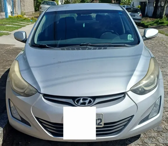 Hyundai Elantra GLS 2.0 16V Flex Aut. 2014