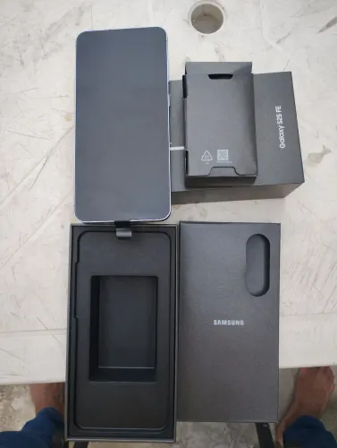 Celular Samsung s25 FE 8GB RAM 256 GB