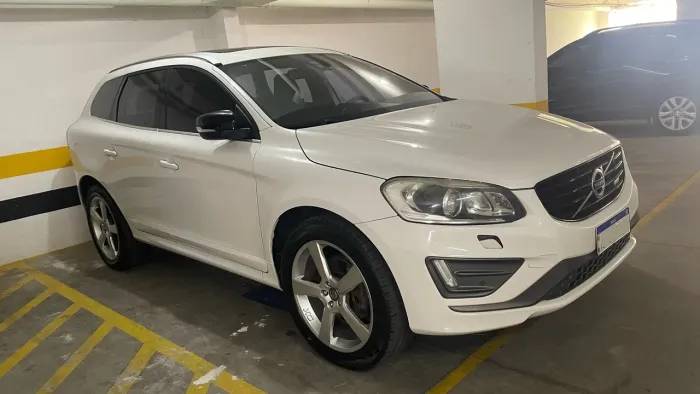 Volvo XC 60 T-5 R-design 2.0 FWD 5P 2014