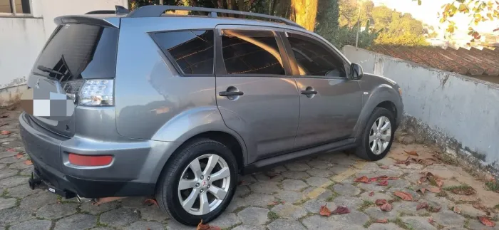 Mitsubishi Outlander 2.0 16V 160cv Aut. 2013