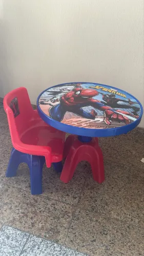 Mesa de atividades Spiderman