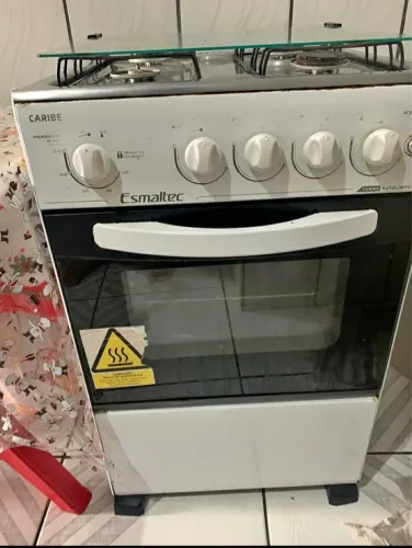 Fogão Esmaltec semi novo