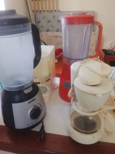Liquidificador e cafeteira 