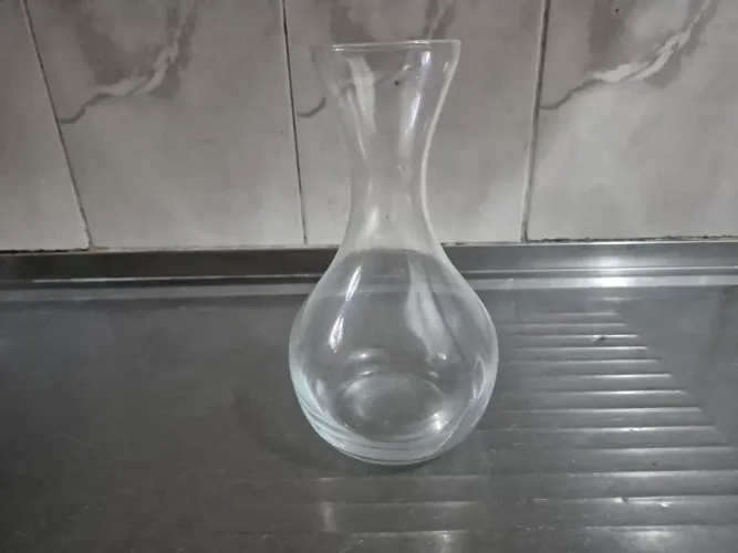 Jarra pequena para servir suco / água / vinho 