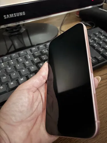 iPhone 15