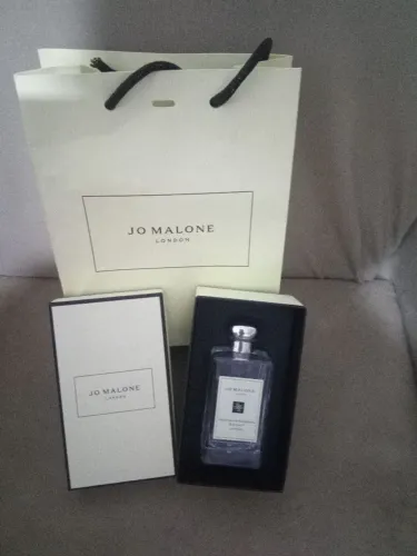 Colônia JO MALONE, Nectarine Blossom e Honey 100 ml. Não foi usado, produto importado novo