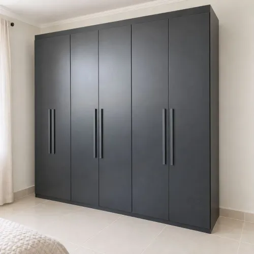 Armário/Guarda roupa 6 portas Preto