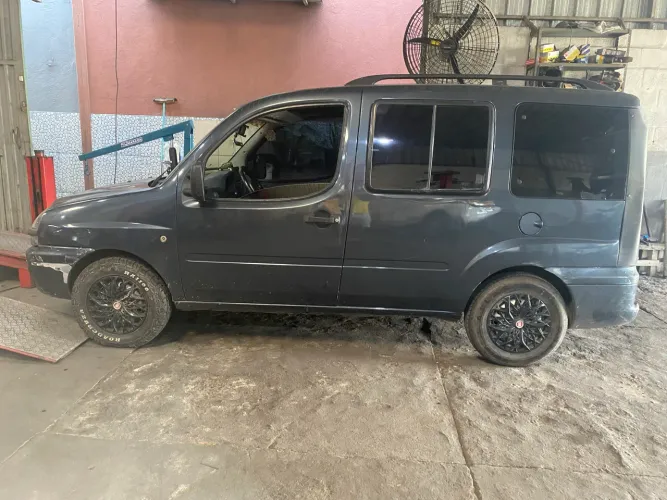 Pequenos fretes e condução de pessoas 