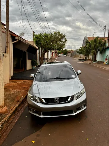 Honda Civic Sedan EXS 1.8/1.8 Flex 16V Aut. 4P 2013
