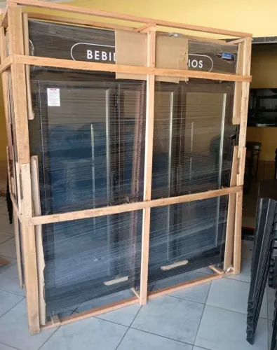 Balcão Refrigerado expositor alto serviço bebidas laticínios pronta entrega novos fábrica