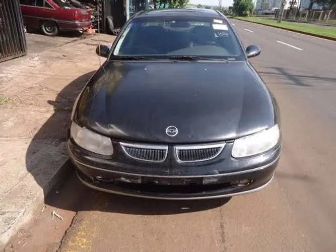 Sucata retirar peças omega australiano 1999 