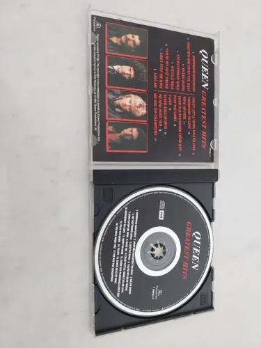 CD ROCK QUEEN GREATEST HITS SÓ VENDA NÃO TROCO POR NADA 