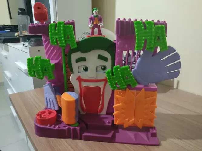 Caverna do Coringa Imaginext