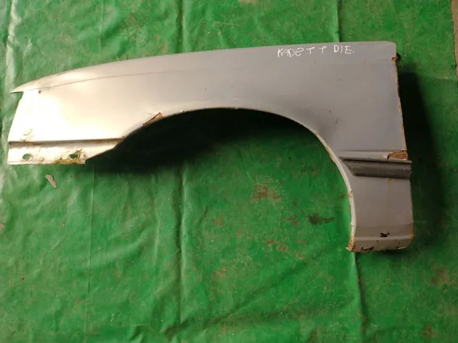  Paralama dianteiro esquerdo Kadett 97
