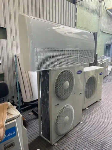Conjunto Piso Teto Hitachi 60.000 BTUs 220v trifásico