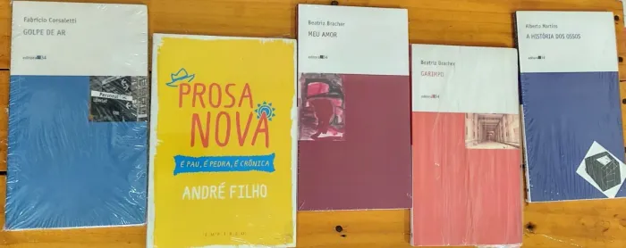 5 obras: A História dos Ossos; Garimpo; Meu Amor; Golpe no Ar; Prosa Nova: É Pau, É Pedra