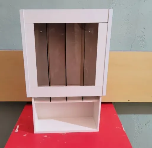 Expositor de cigarros com 4 raias branco