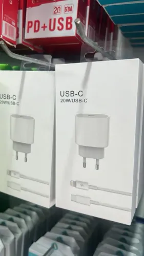 Carregador USB C 20W  iphone fonte cabo