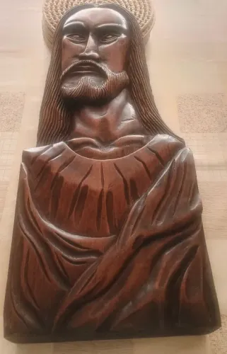 Escultura em Madeira de Jesus Cristo