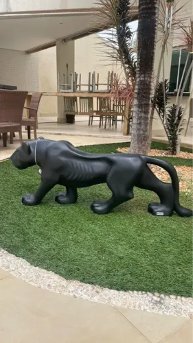 Escultura em fibra de vidro alto padrão
