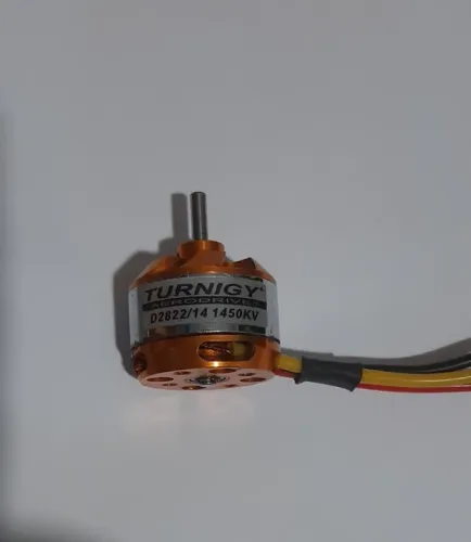 Motor Turnigy D2822/14 1450KV