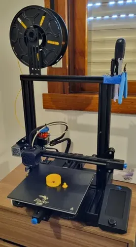 Impressora 3D - Ender 3 v2 com upgrade