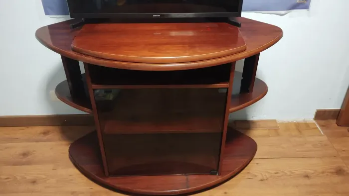 Rack de TV em madeira maciça Mogno