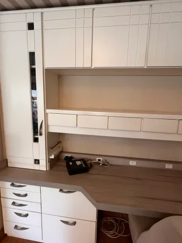 Móveis lindos madeira nobre