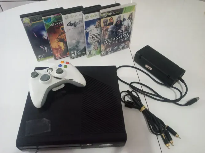 Xbox 360 Super Slim Destravado p/ Conserto Aceitamos Olx Pay 