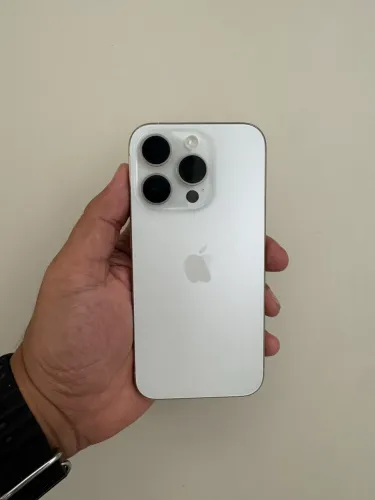 IPHONE 15 PRO 128GB, ACEITAMOS SEU IPHONE USADO COMO PARTE DO PAGAMENTO, LOJA NO RIOMAR.