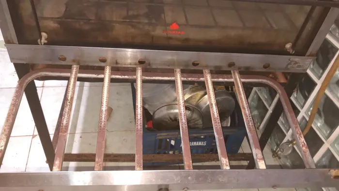 Fogão Industrial a Gás - Ideal para Cozinhas Profissionais!