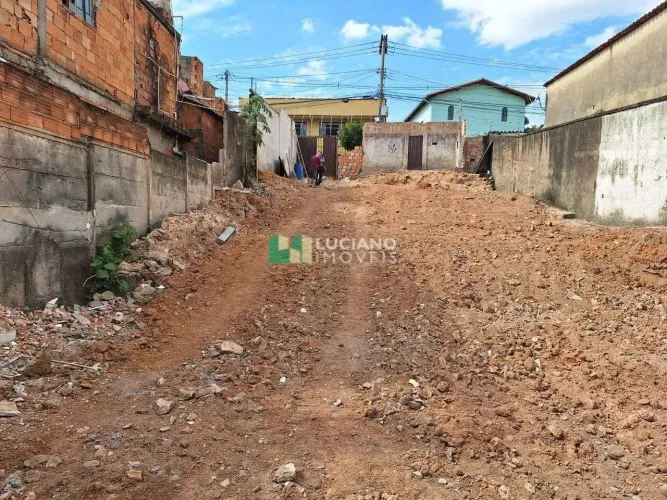 Lote a venda bairro Santa Cruz 360m² 580.000,00