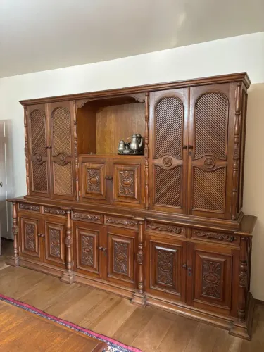 Armário antiquario