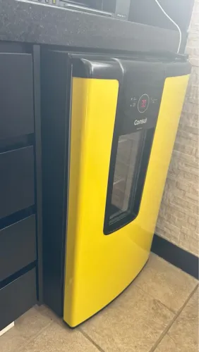 Cervejeira Consul - 82 litros - 220v