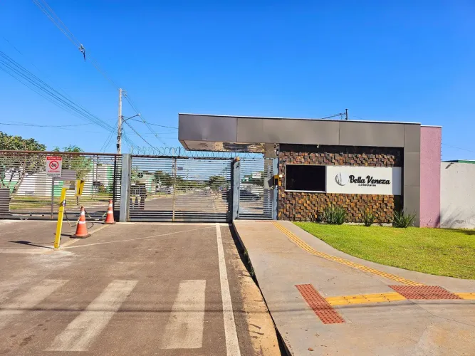 Condomínio Bella Veneza 2 quartos Bairro Pedra 90 - Cuiabá - MT