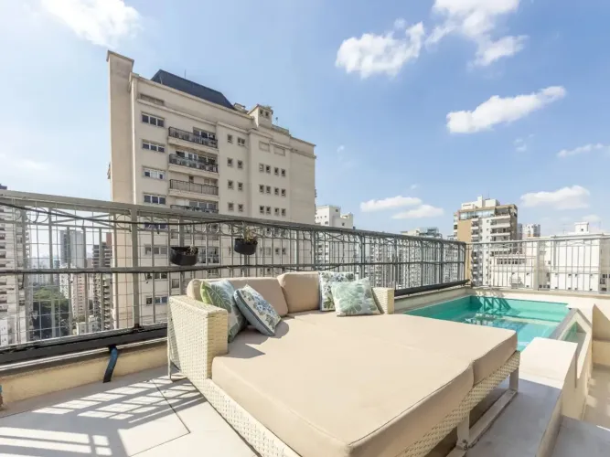Cobertura para venda em Vila Nova Conceição com 4 quartos, sendo 4 suítes, 310m²