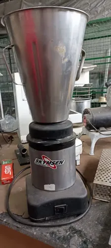 Liquidificador industrial 10L