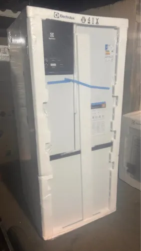 Geladeira Electrolux Nova 590 litros 3 portas 