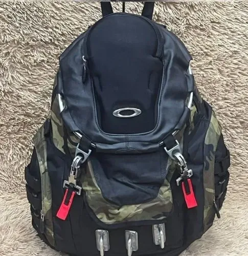 Mochila nova oakley no lacre premium