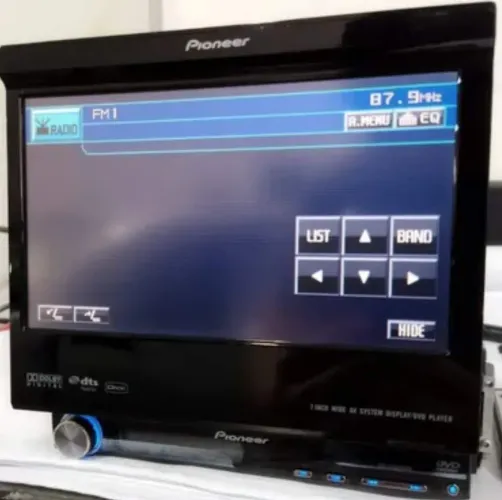 Pioneer AVH-5000 DVD retrátil 01 din funcionando perfeitamente.